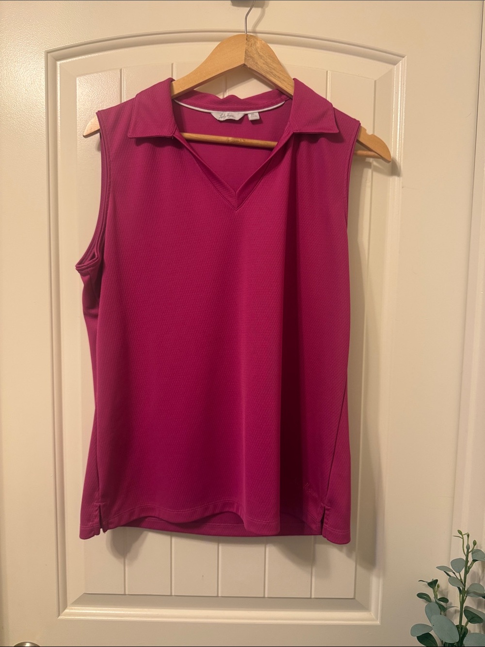 Lady Hagen Sleeveless Collared V-Neck Tank - Magenta